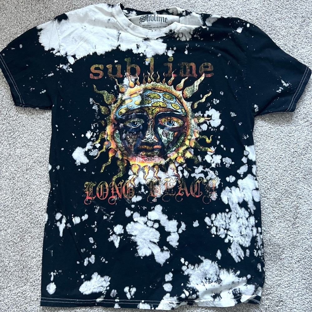 🌱Sublime distressed small T-shirt
